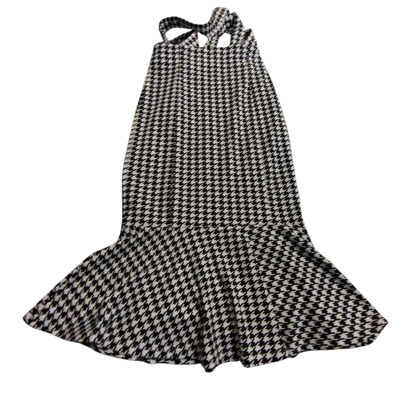EUC SHEIN Black And White Houndstooth Overall Style Dress Skirt Medium - Picture 2 of 4